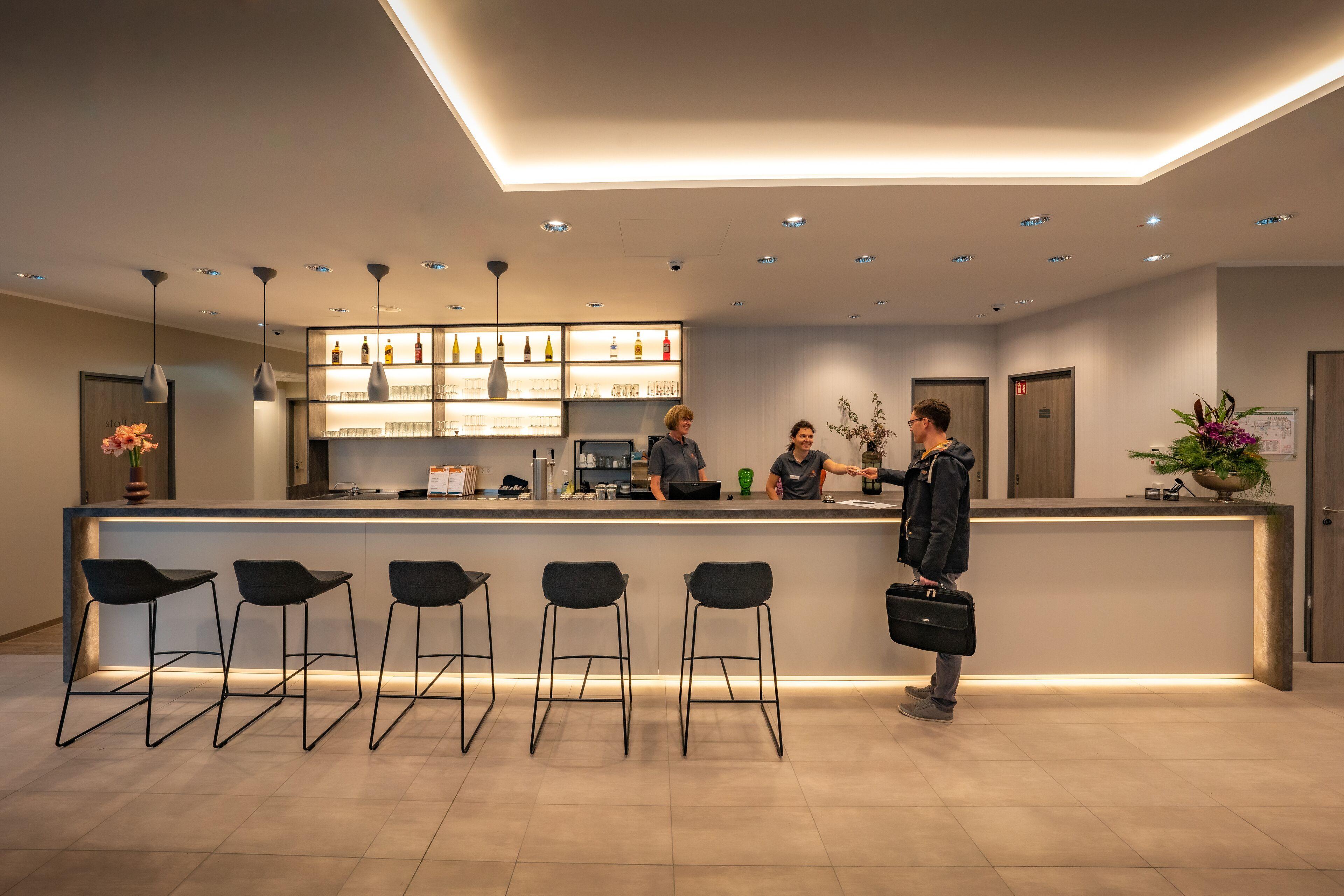 Loginn Hotel Berlin Airport — Photos 3
